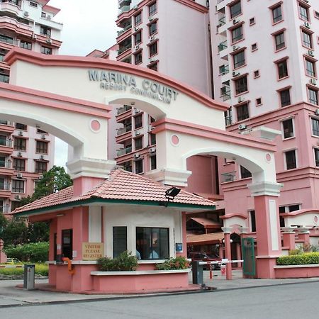 Homestay Marina Court Resort Kota Kinabalu Buitenkant foto