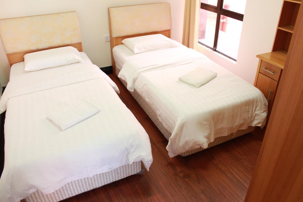 Homestay Marina Court Resort Kota Kinabalu Buitenkant foto