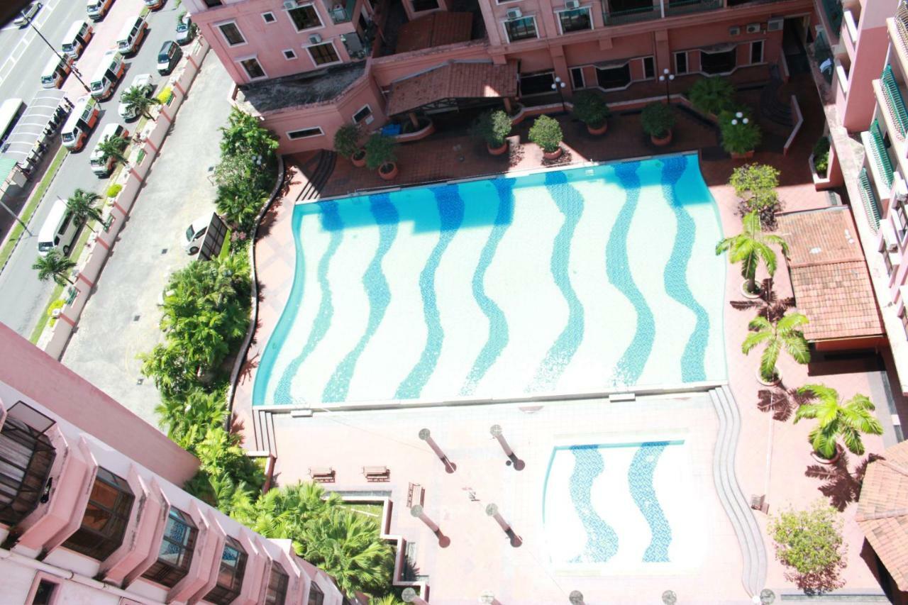 Homestay Marina Court Resort Kota Kinabalu Buitenkant foto